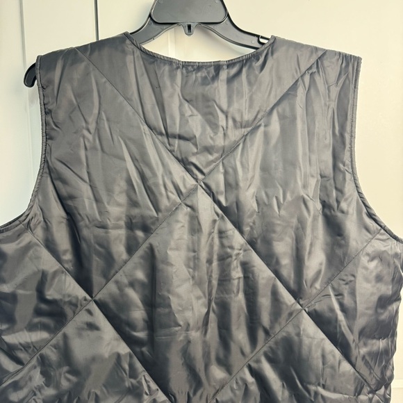 SOCIALITE Black Puffer Mae Vest Quilted Lightweight Full Zip Pockets Size L/XL - Picture 4 of 10